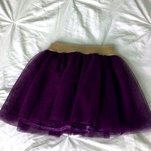 Size 12M little girl’s Oshkosh skirt